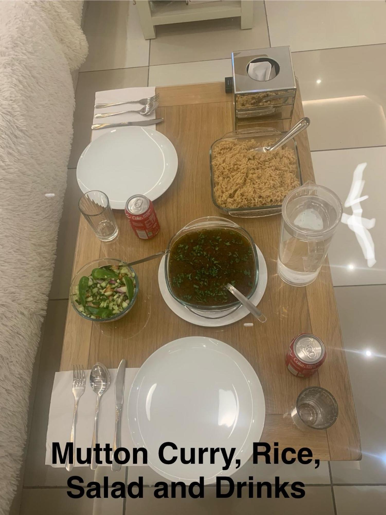 Air Conditioned Modern Double Bed Room With Private Attached Bathroom - Free Parking - Near London Heathrow Airport & Southall Broadway Bagian luar foto